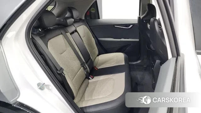 Kia Di Ol Nu Niro 2022 Белый из Кореи, фото 3