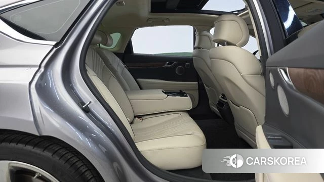 Genesis G80 (RG3) 2022 Серебряный из Кореи, фото 3