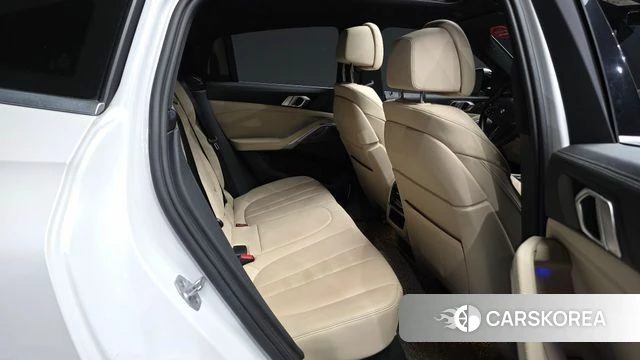 BMW X6 (G06) 2021 Белый из Кореи, фото 3