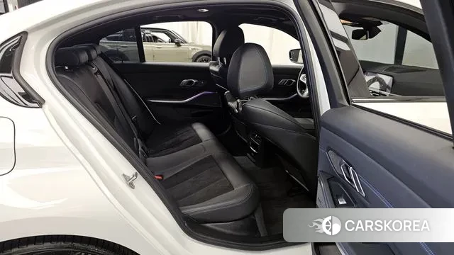 BMW 3 Series (G20) 2021 Белый из Кореи, фото 3