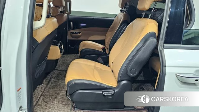 Kia Carnival 4th generation 2023 Белый из Кореи, фото 3