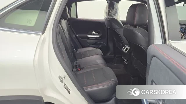 Mercedes-Benz GLA - Class H247 2022 Белый из Кореи, фото 3