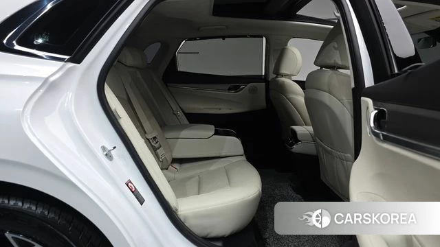 Hyundai The New Grandeur IG Hybrid 2022 Белый из Кореи, фото 3