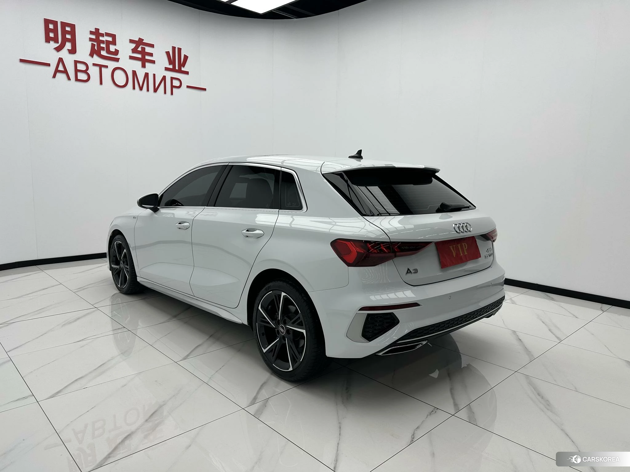Audi A3 2023 Белый из Китая, фото 3