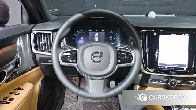 Volvo S90 2023 Серый из Кореи, фото 3