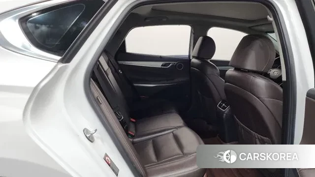 Hyundai Grandeur IG 2018 Белый из Кореи, фото 3