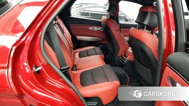 Genesis GV70 2023 Красный из Кореи, фото 3