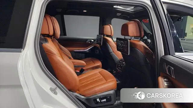 BMW X7 (G07) id 2885135 из Кореи 3