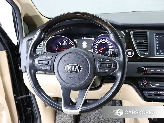 Kia The New Carnival 2019 Черный из Кореи, фото 3