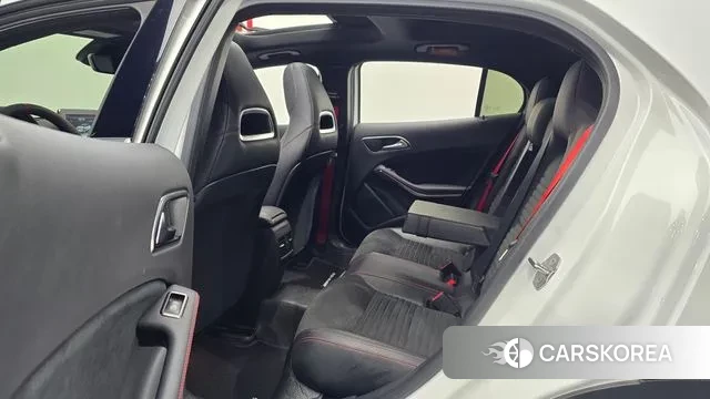 Mercedes-Benz GLA-Class X156 2019 Белый из Кореи, фото 3