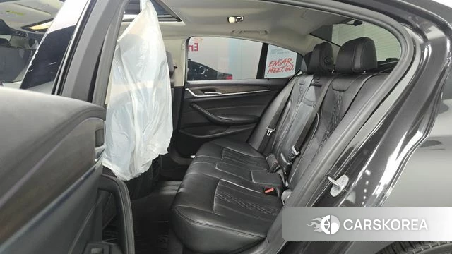 BMW 5 Series (G30) 2019 Серый из Кореи, фото 3