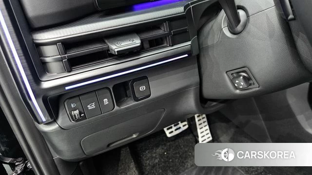 Hyundai Santa Fe (MX5) 2024 Черный из Кореи, фото 3