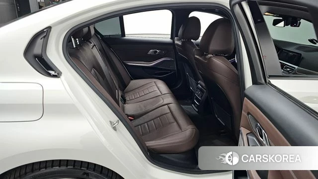 BMW 3 Series (G20) 2021 Белый из Кореи, фото 3