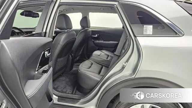 Kia Niro EV 2021 Серебристо-серый из Кореи, фото 3