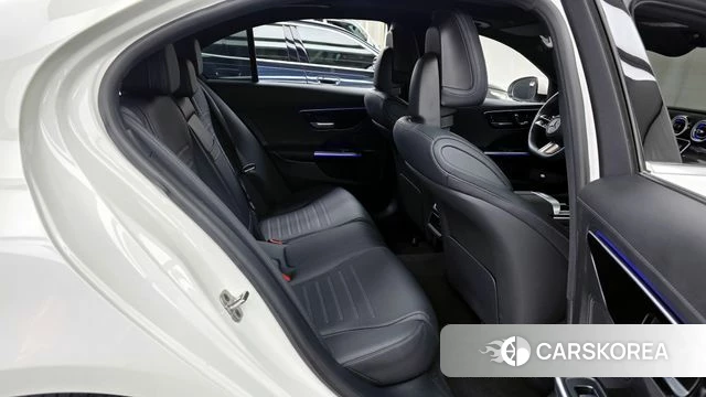 Mercedes-Benz C-Class W206 2025 Белый из Кореи, фото 3