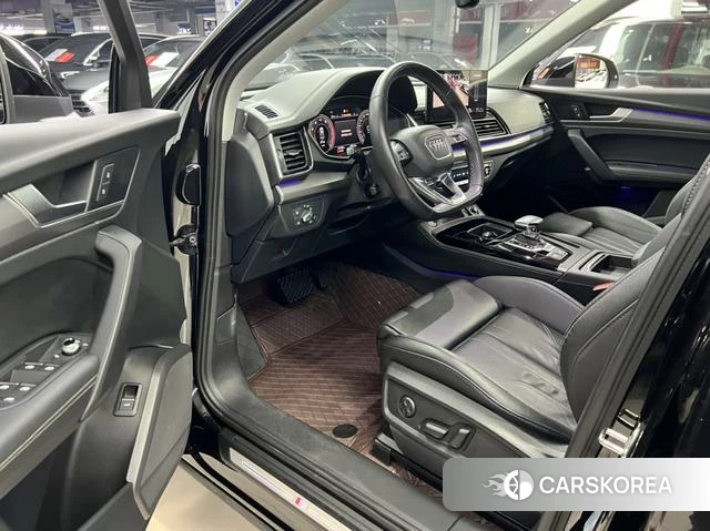 Audi Q5L 2022 Черный из Китая, фото 3