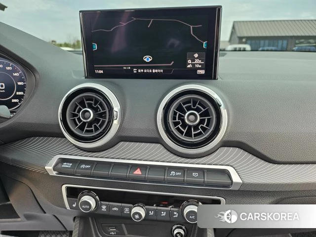 Audi Q2 2023 Белый из Кореи, фото 3