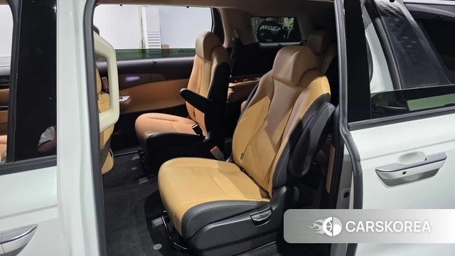 Kia Carnival 4th generation 2023 Черный из Кореи, фото 3