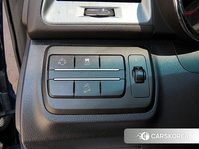 Ssangyong Tivoli Armor 2019 Синий из Кореи, фото 3