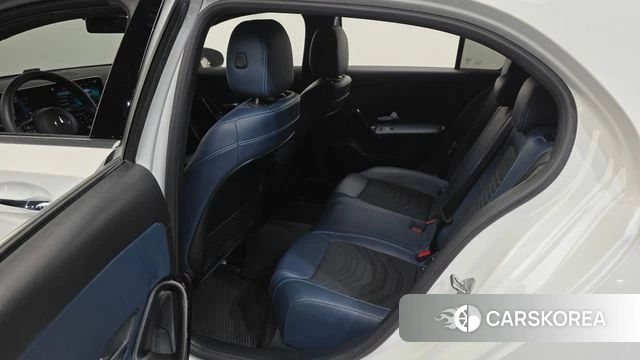 Mercedes-Benz A-Class W177 2019 Белый из Кореи, фото 3