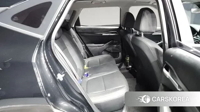 Kia Seltos 2022 Черный из Кореи, фото 3