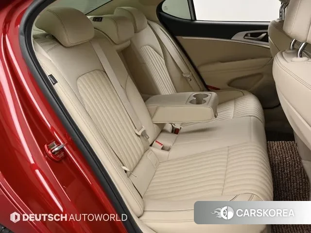 Genesis The New G70 2021 Красный из Кореи, фото 3