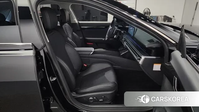 Hyundai Grandeur Hybrid (GN7) 2023 Черный из Кореи, фото 3