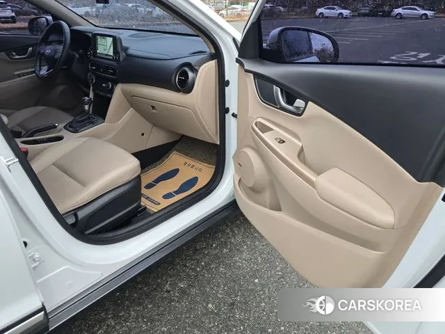 Hyundai Kona 2018 Белый из Кореи, фото 3