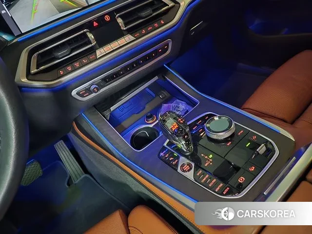 BMW X7 (G07) 2022 Белый из Кореи, фото 3