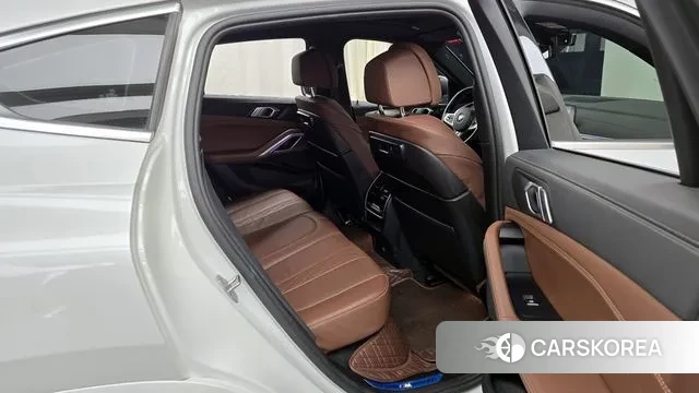 BMW X6 (G06) 2022 Белый из Кореи, фото 3