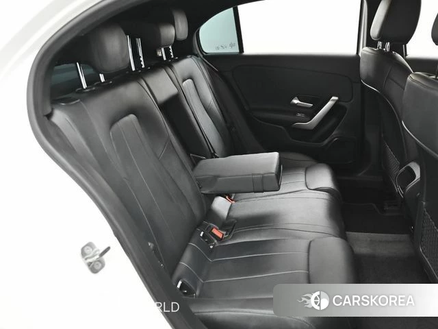 Mercedes-Benz A-Class W177 2024 Белый из Кореи, фото 3
