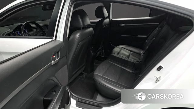 Hyundai The New Avante AD 2019 Белый из Кореи, фото 3