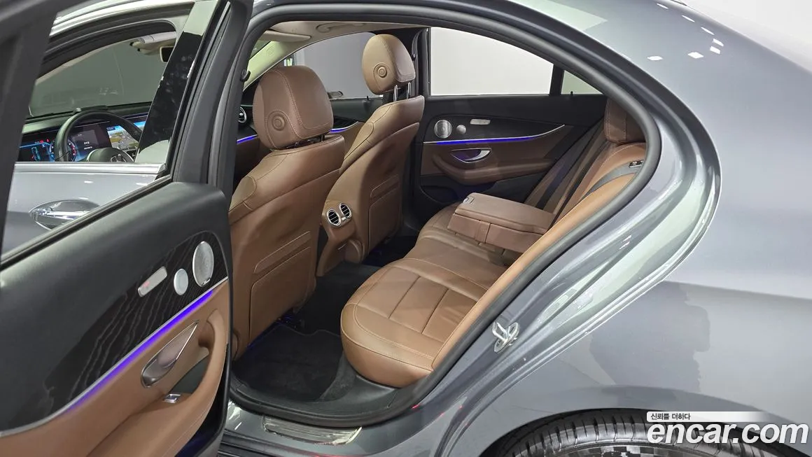 Mercedes-Benz E-Class W213 2019 Серебряный из Кореи, фото 3