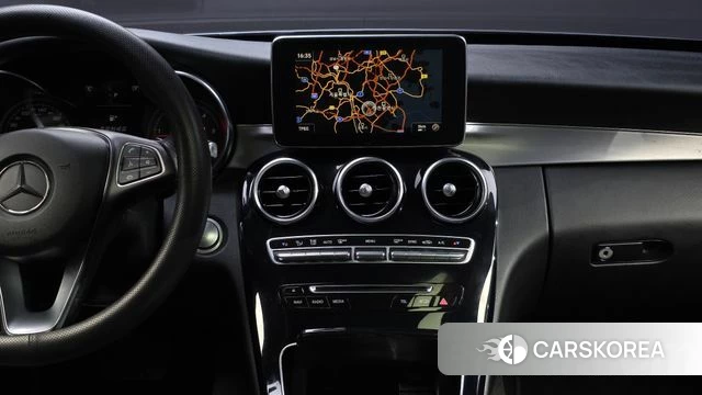 Mercedes-Benz C-Class W205 2018 Серый из Кореи, фото 3