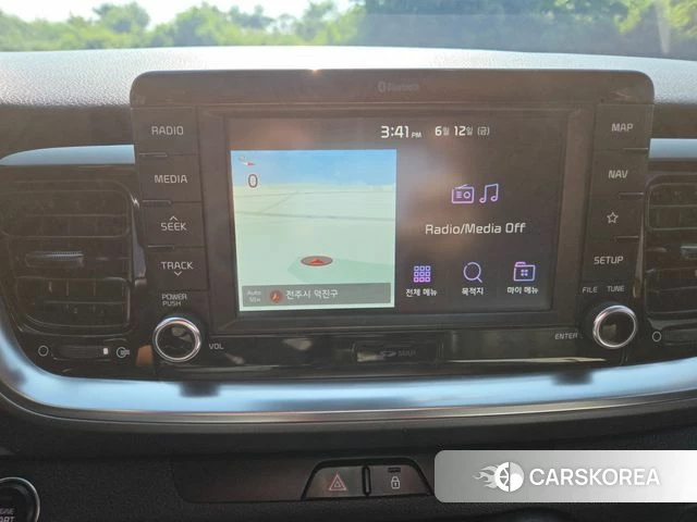Kia Stonic 2019 Белый из Кореи, фото 3