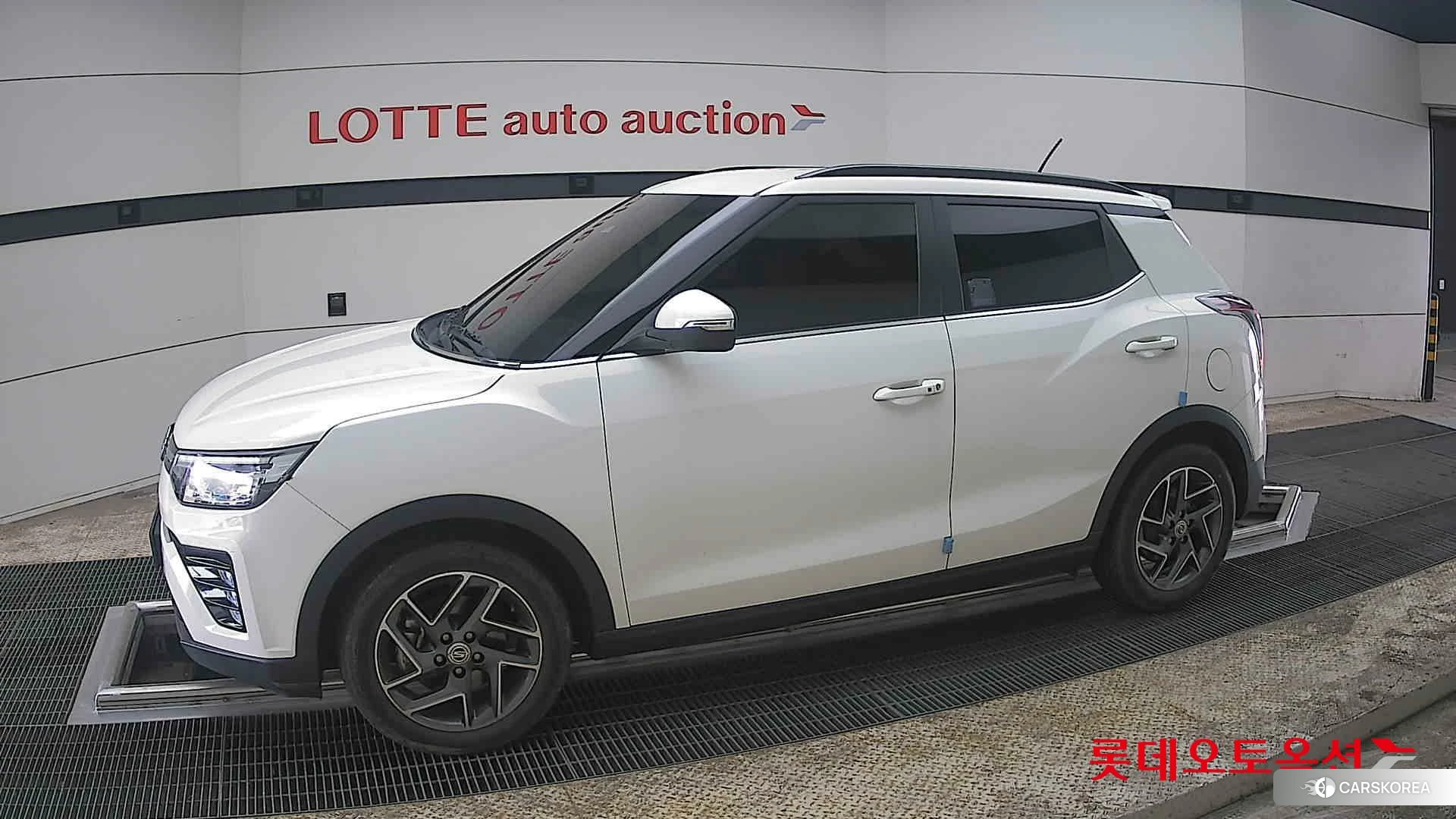 SsangYong Tivoli 2022 Grand White из Кореи, фото 3