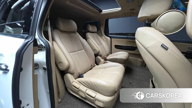 Kia The New Carnival 2018 Белый из Кореи, фото 3