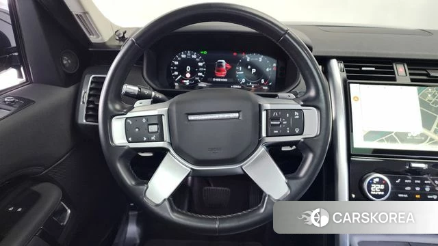 Land Rover Discovery 5 2021 Черный из Кореи, фото 3