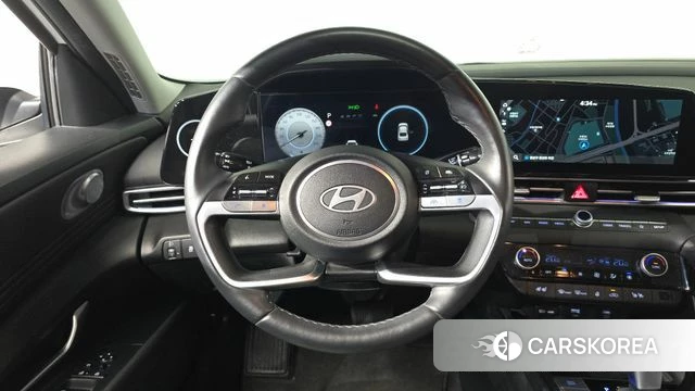 Hyundai The New Avante (CN7) 2023 Белый из Кореи, фото 3