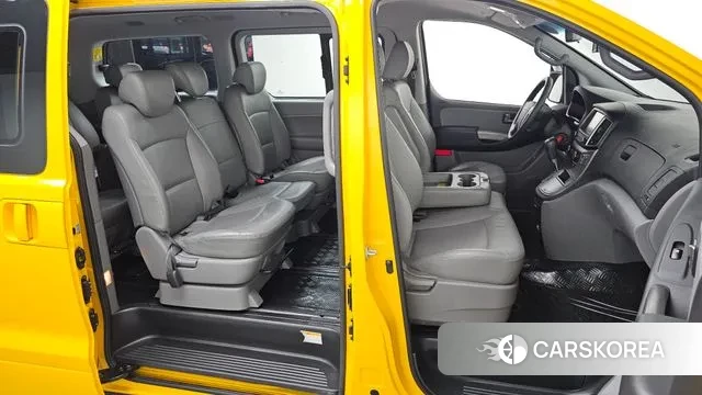 Hyundai The New Grand Starex 2021 Желтый из Кореи, фото 3