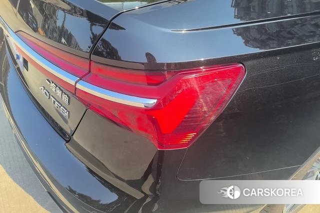 Audi A6L 2023 Черный из Китая, фото 3