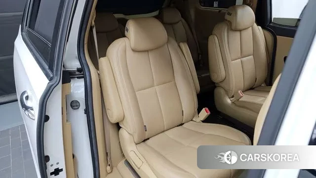 Kia The New Carnival 2018 Белый из Кореи, фото 3