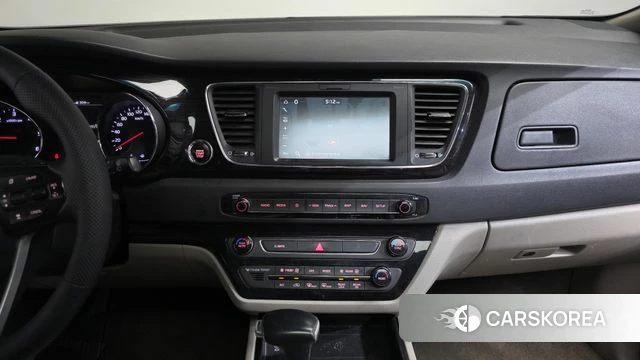 Kia The New Carnival 2018 Серый из Кореи, фото 3