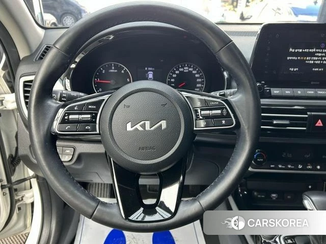 Kia Seltos 2021 Белый из Кореи, фото 3