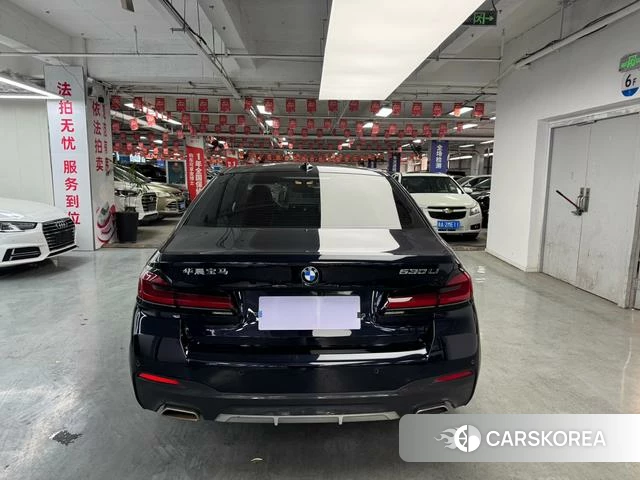 BMW 5 series 2021 Черный из Китая, фото 3