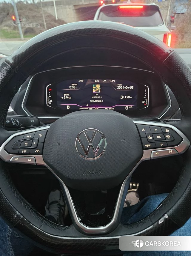 Volkswagen Tiguan Allspace 2023 Черный из Кореи, фото 3