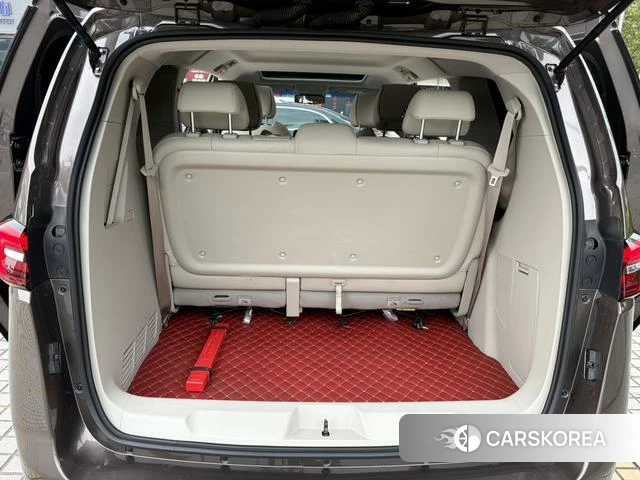 Buick GL8 2023 Коричневый из Китая, фото 3