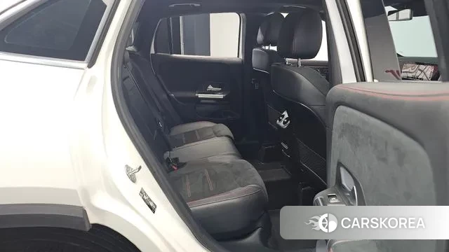 Mercedes-Benz GLA - Class H247 2022 Белый из Кореи, фото 3