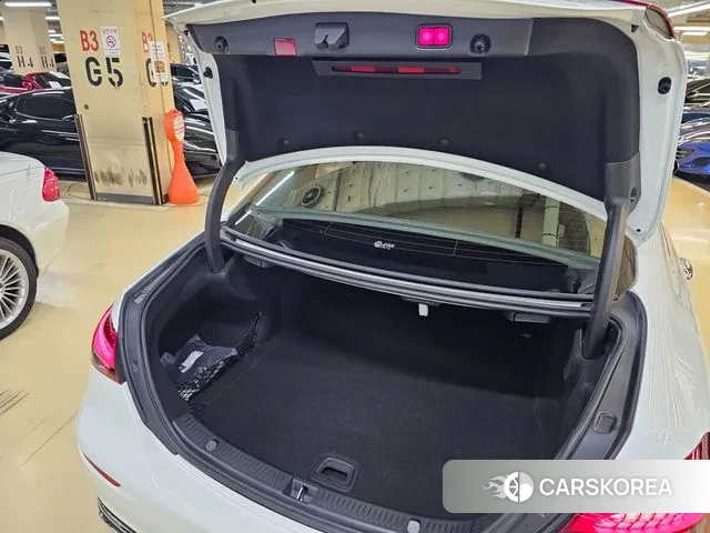 Mercedes-Benz E-Class W213 2022 Белый из Кореи, фото 3