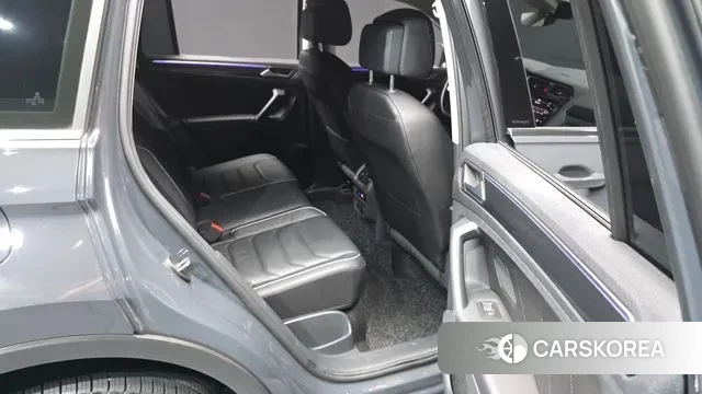 Volkswagen Tiguan second Generation 2022 Серый из Кореи, фото 3